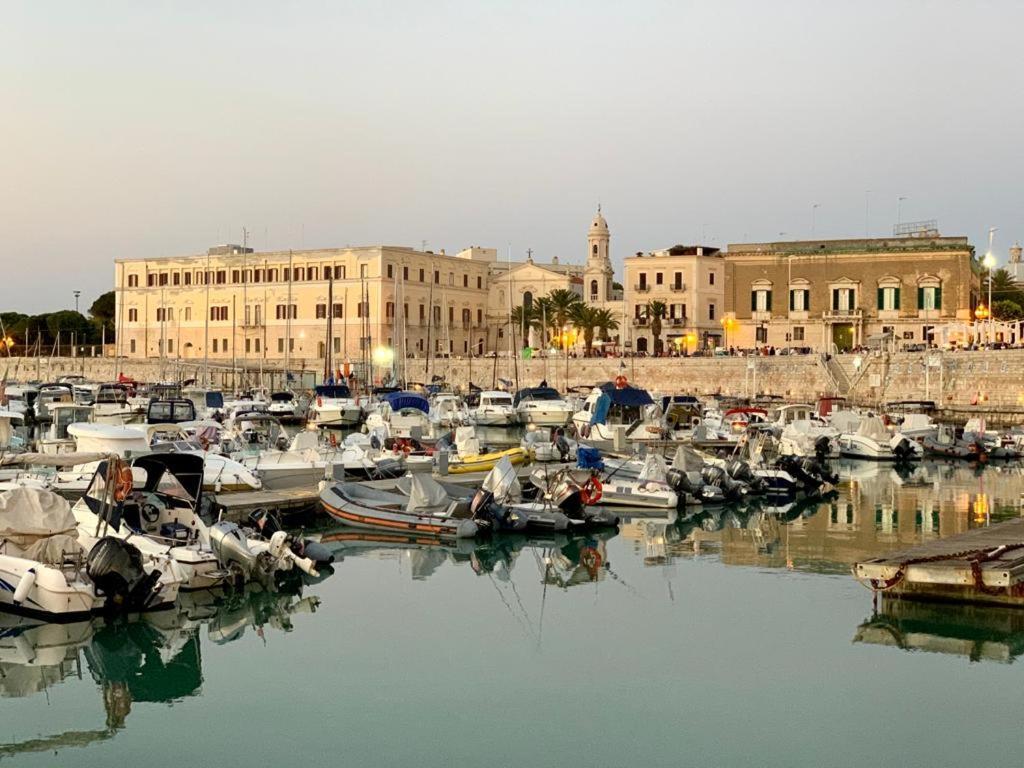 Casa Neva Apartment Trani Bagian luar foto